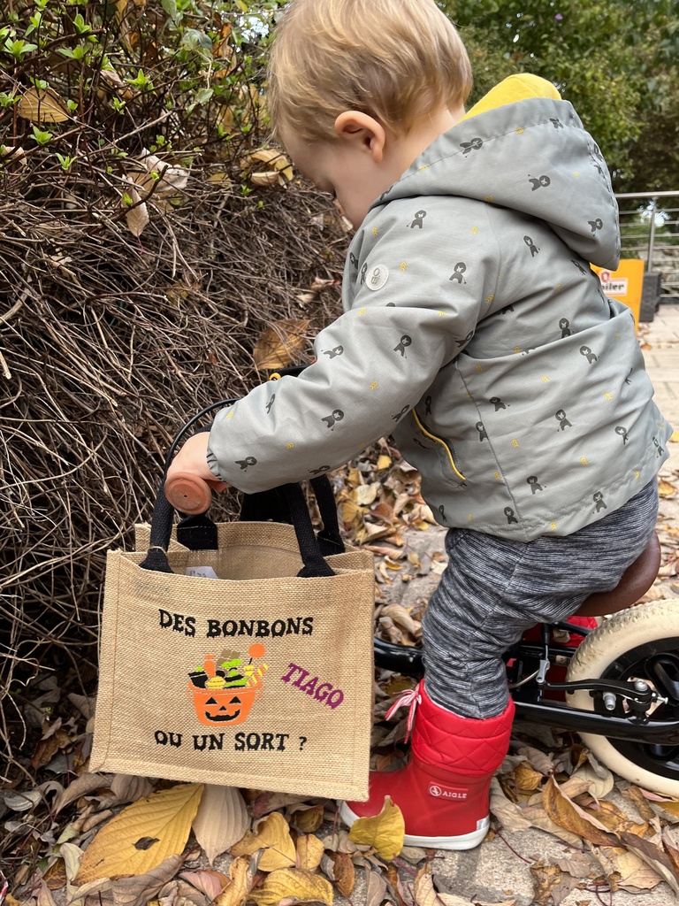 Sac en toile de jute "Des bonbons ou un sort?"