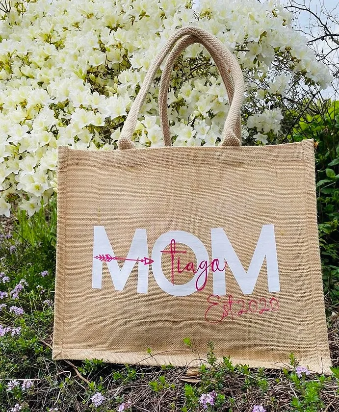 Sac en toile de jute "Mom est... " 