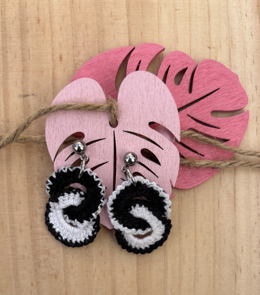 Boucles d'oreilles crochet *Anneaux* noir & blanc