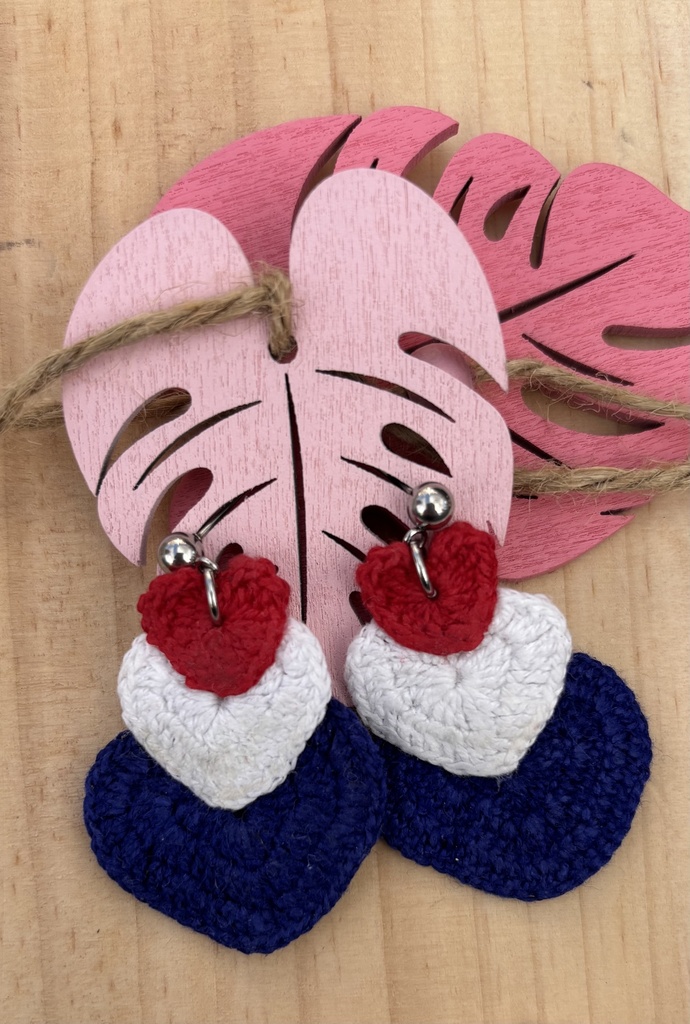 Boucles d'oreilles crochet *Coeurs* rouge, blanc et bleu