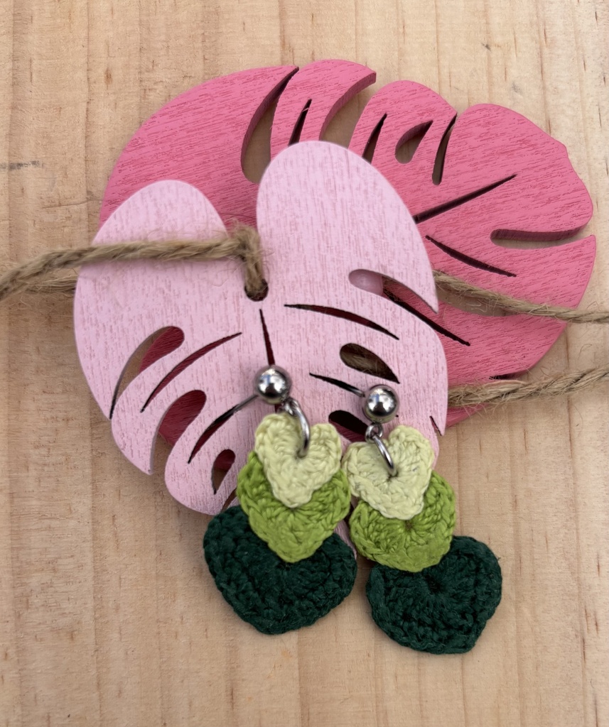 Boucles d'oreilles crochet *Coeurs* blanc & vert